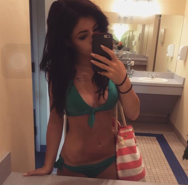 Chrissy Costanza bikini selfie