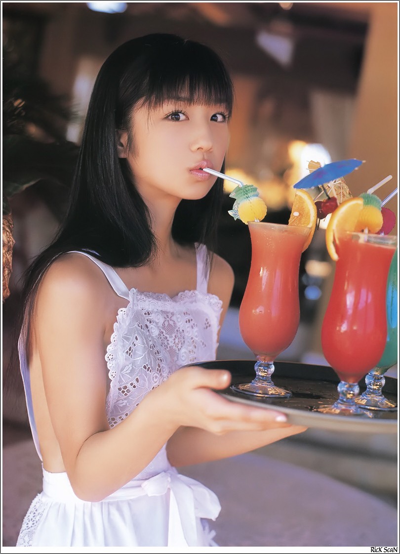 Yuko Ogura Pictures