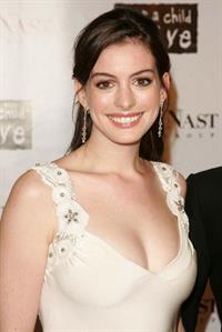 Anne Hathaway