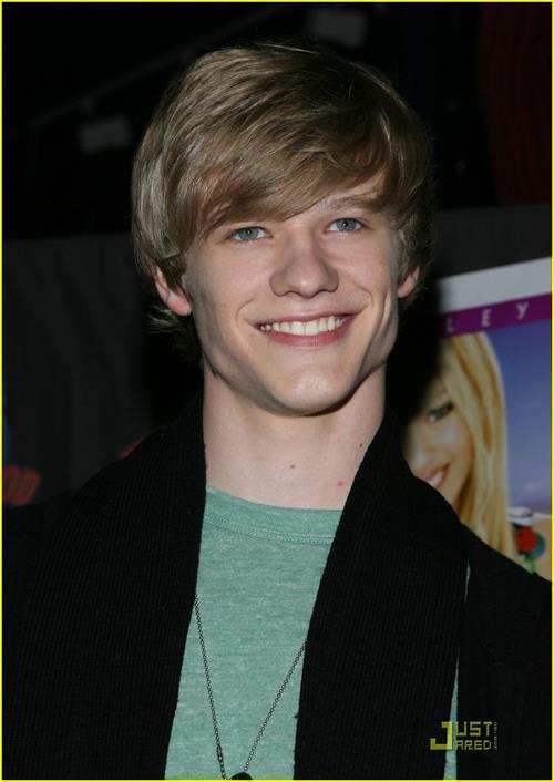 Lucas Till