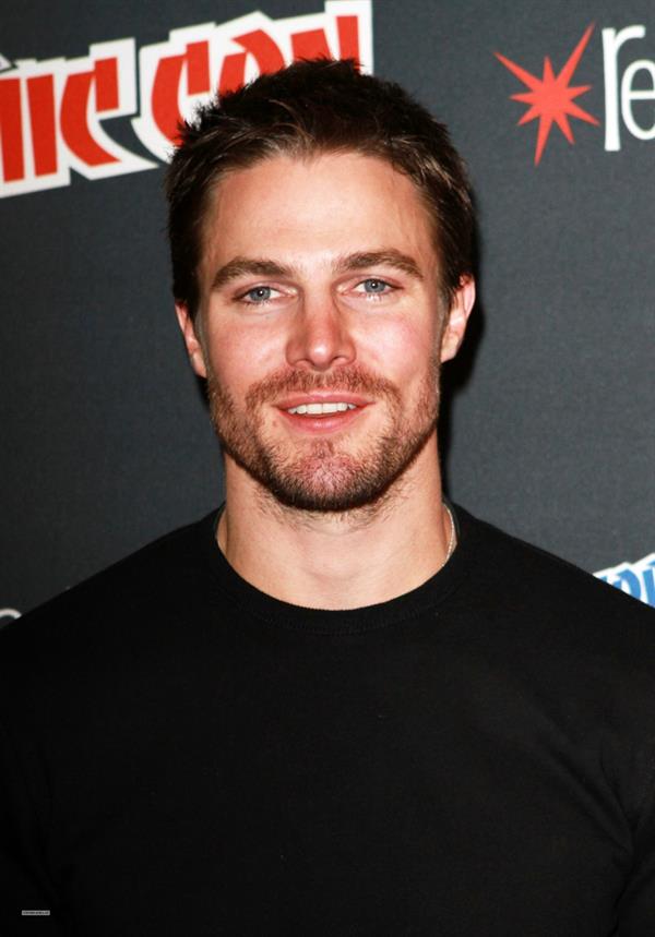 Stephen Amell