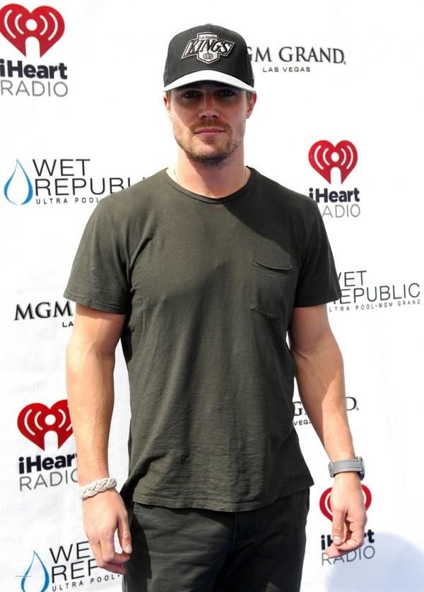 Stephen Amell