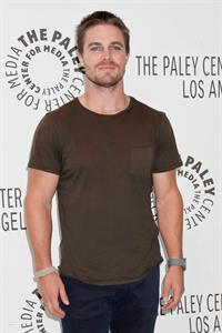 Stephen Amell