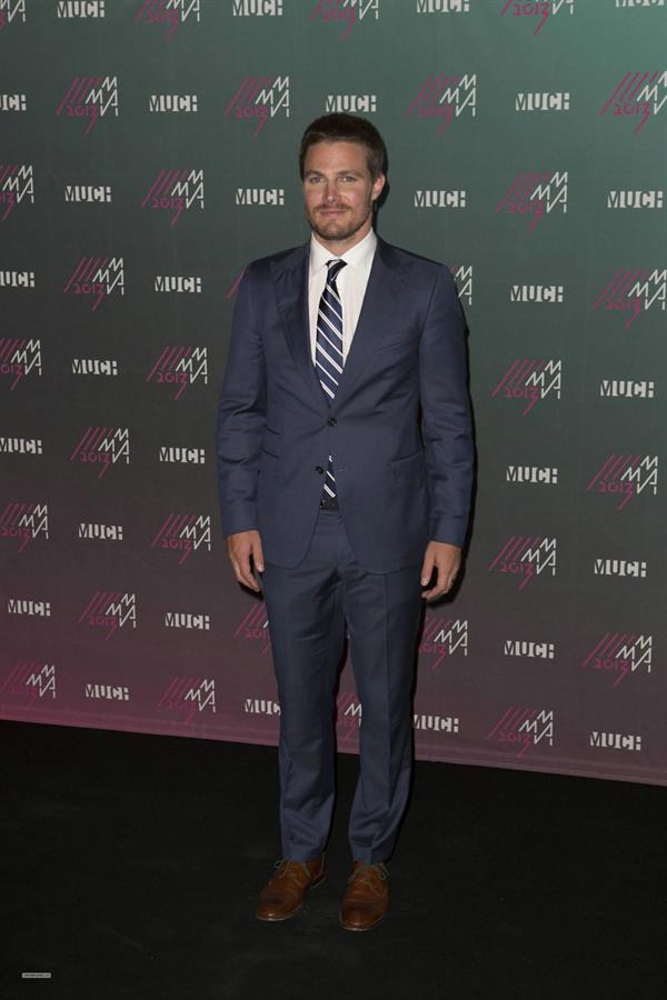 Stephen Amell