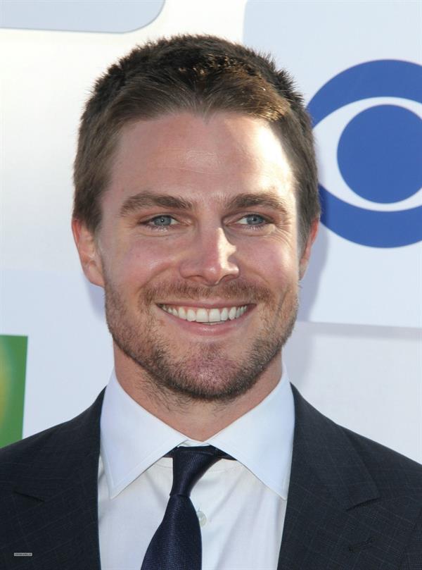 Stephen Amell