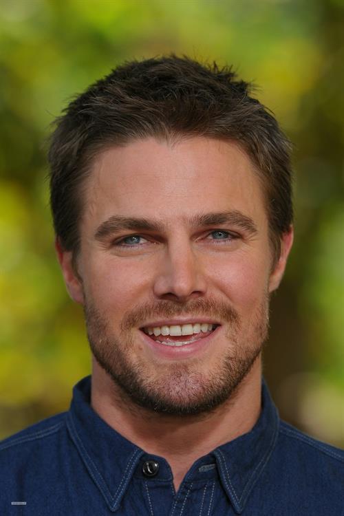 Stephen Amell