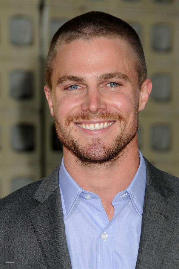 Stephen Amell