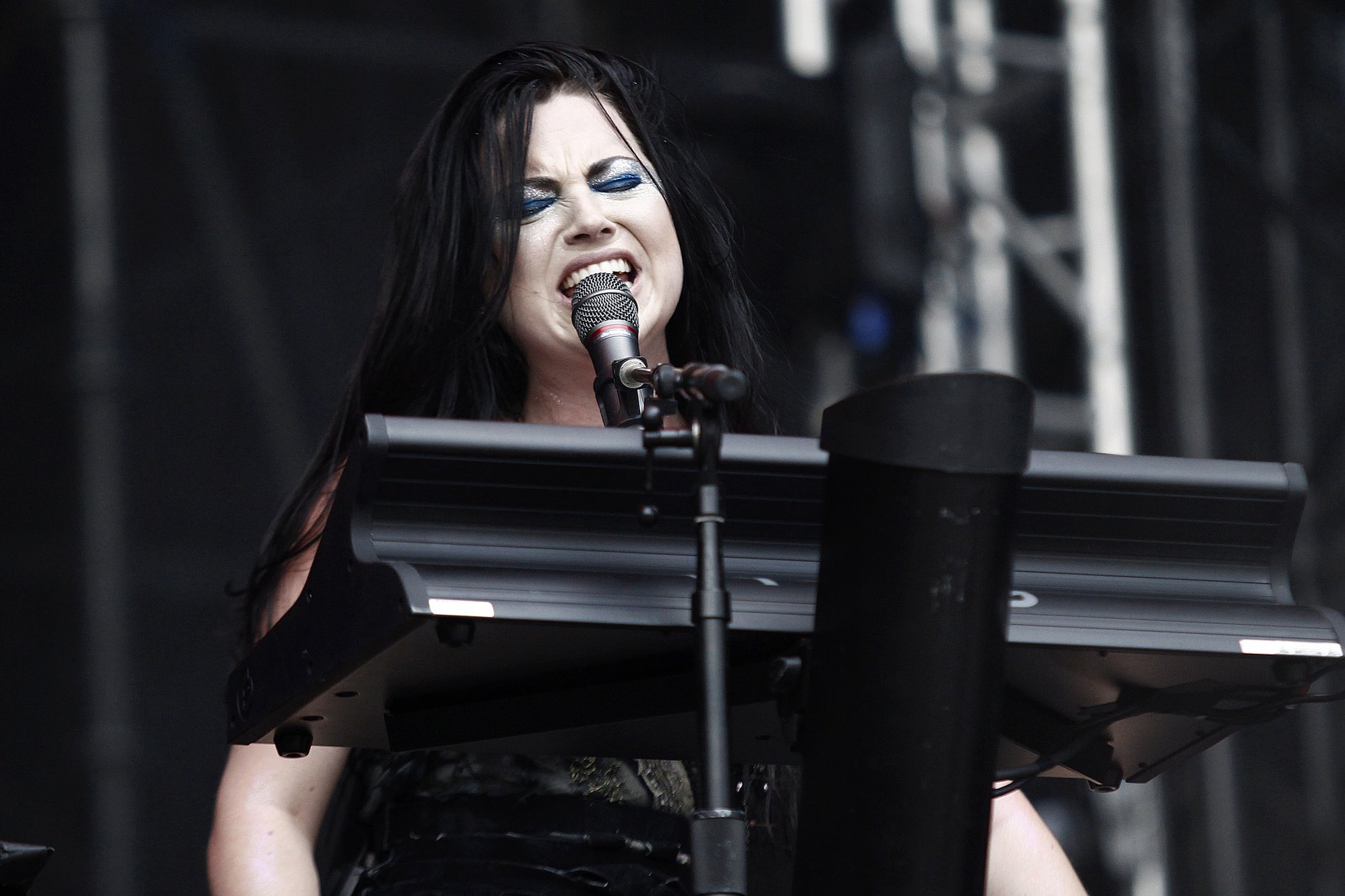 Amy Lee - Evanescence perform at the 2012 Heineken Jammin festival on July 6, 2012