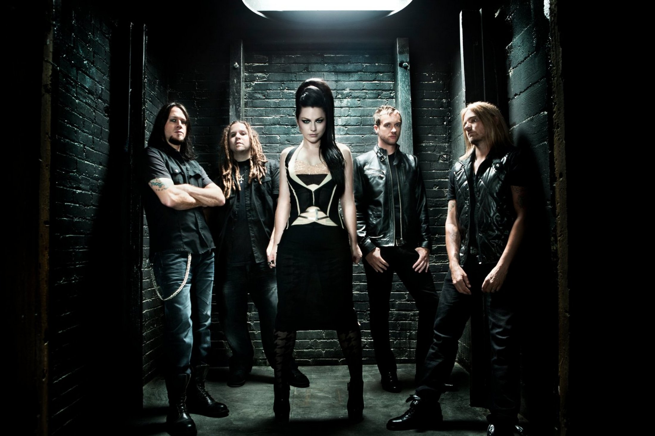 Amy Lee Evanescence photoshoot 