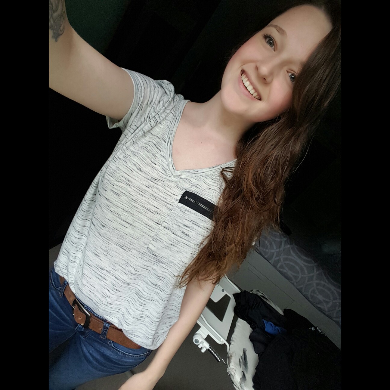 I'm 19 :) love a good time. Down for anything !