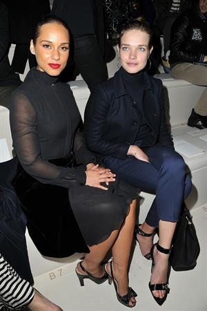 Alicia Keys attends Chanel Ready to Wear Fall Winter 2012 and Fashion House presentation on March 6, 2012