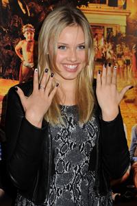 Gracie Dzienny Pictures Gracie Dzienny