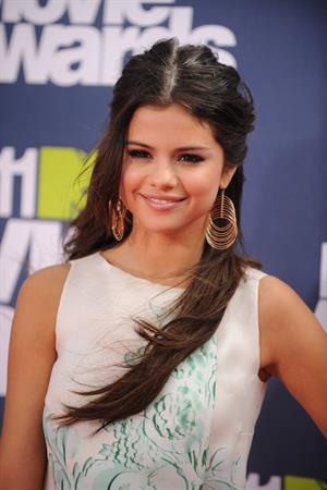 Selena Gomez at the 2011 MTV movie awards in Los Angeles on June 5, 2011