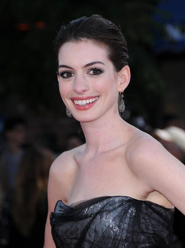 Anne Hathaway attends the premiere of Get Smart in Los Angeles