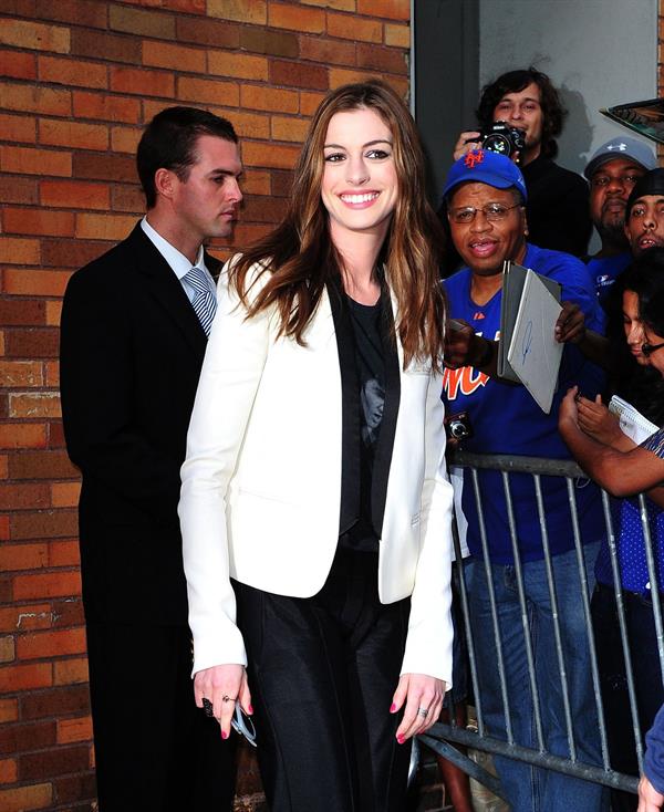 Anne Hathaway leaves the Daily Show with Jon Stewart in New York City on August 18, 2011