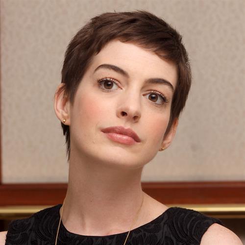 Anne Hathaway the Dark Knight Rises press conference portraits in Beverly Hills on July 8, 2012