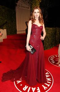 Anne Hathaway Vanity Fair Oscar Party on February 27, 2011
