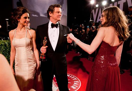 Anne Hathaway Pictures Anne Hathaway Vanity Fair Oscar Party on February 27, 2011