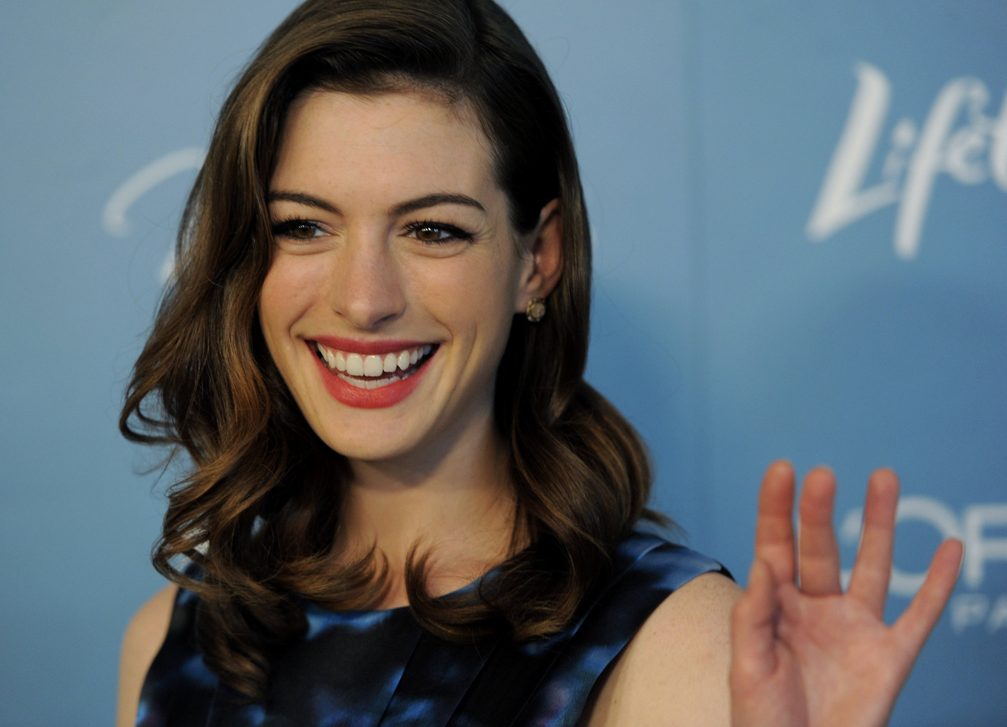 Anne Hathaway Variety 2º Almoço Anual do Poder das Mulheres em 30 de setembro de 2010