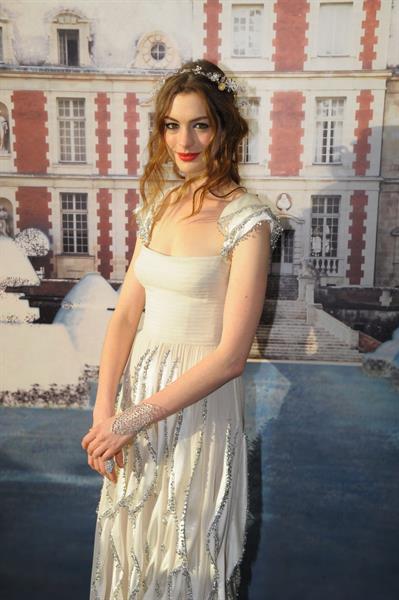 Anne Hathaway White Fairy Tale Love Ball in Paris on July 5, 2011