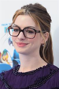 Anne Hathaway attending the Rio Los Angeles premiere on April 10, 2011