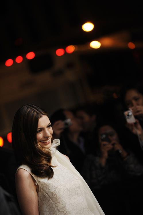 Anne Hathaway Love & Other Drugs screening at the DGA Theater in New York City on November 16, 2010