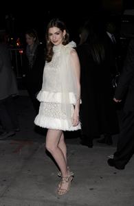 Anne Hathaway Love & Other Drugs screening at the DGA Theater in New York City on November 16, 2010