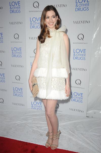 Anne Hathaway Love & Other Drugs screening at the DGA Theater in New York City on November 16, 2010