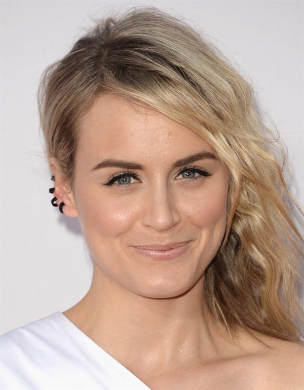 Taylor Schilling