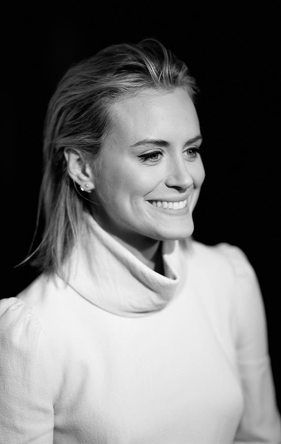 Taylor Schilling