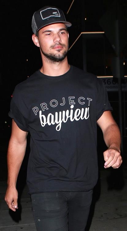 Taylor Lautner