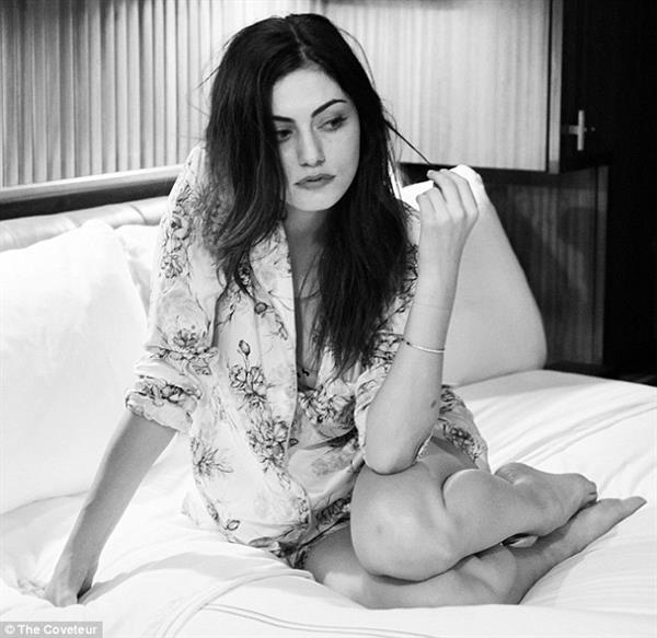 Phoebe Tonkin