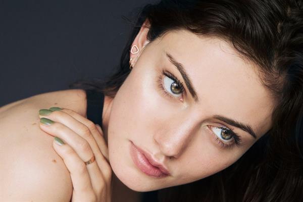 Phoebe Tonkin