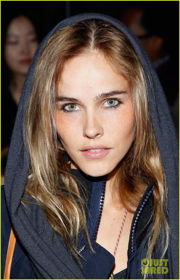 Isabel Lucas