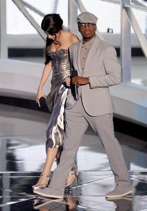 Selena Gomez attends the 2010 MTV Video Music Awards on September 12, 2010