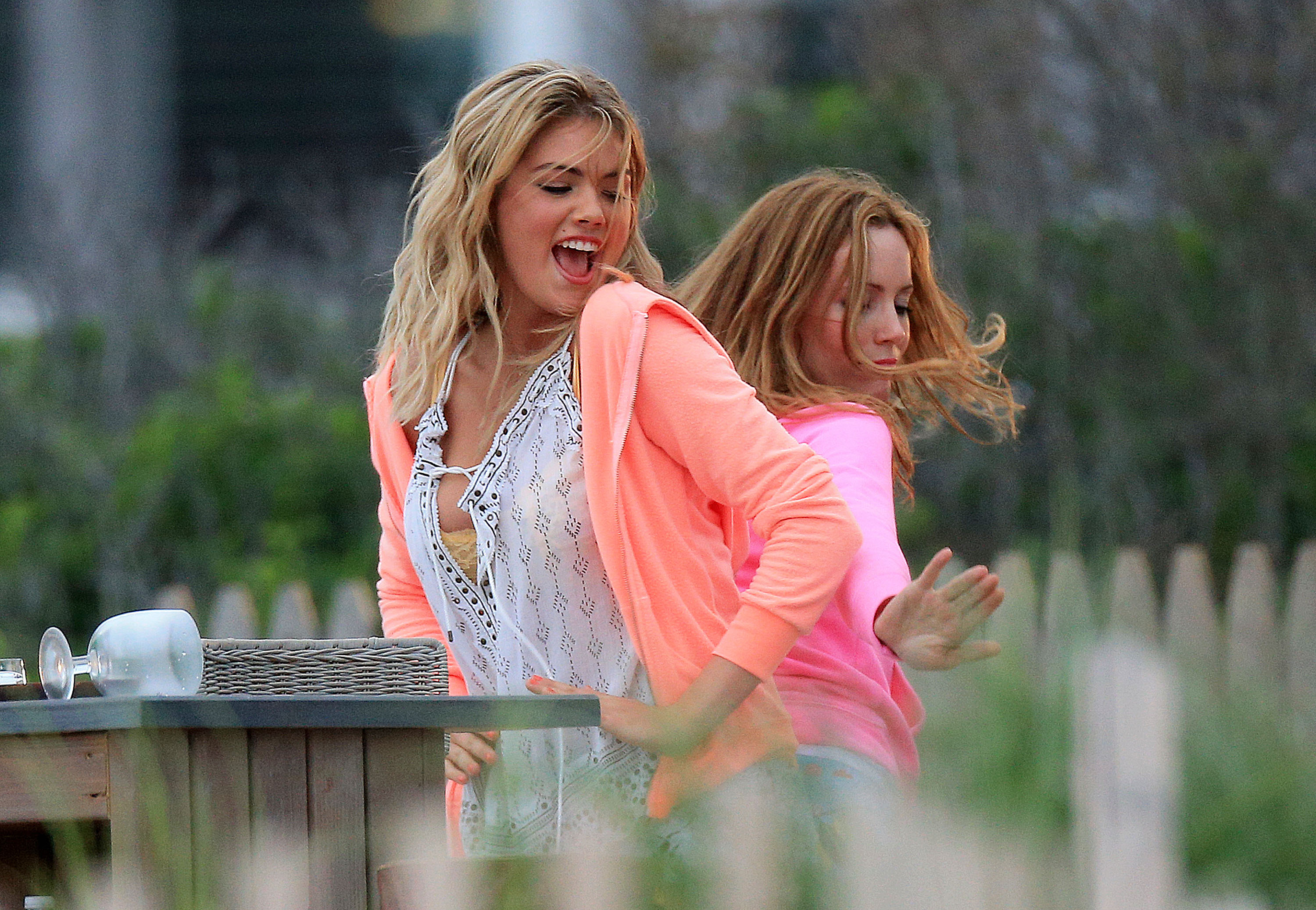 Kate Upton on the set of 'The Other Woman' in NY on June 6, 2013