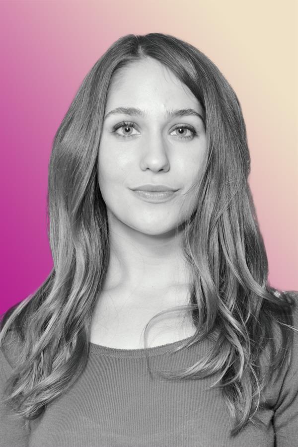 Lola Kirke