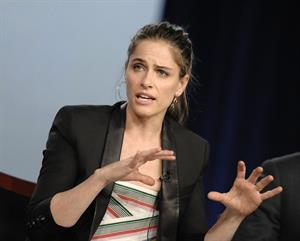 Amanda Peet Bent Panel during 2012 Winter TCA Tour in Pasadena 06.01.12 