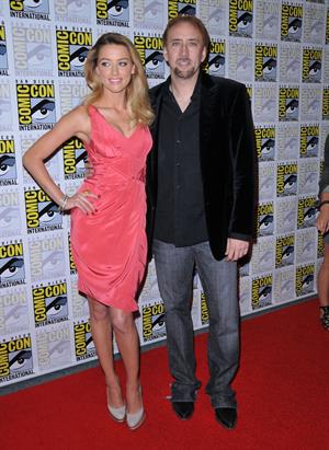 Amber Heard drive angry 3d press room on day 2 of comic con 23 07 10 