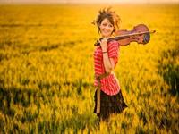 Lindsey Stirling