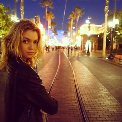 Stella Maxwell