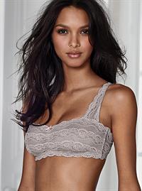 Lais Ribeiro in lingerie