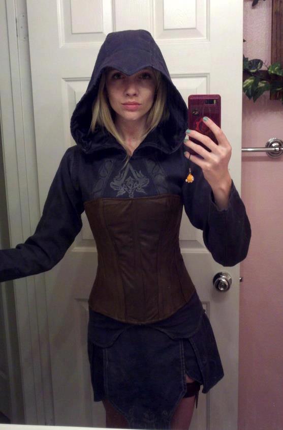 Lyz Brickley taking a selfie