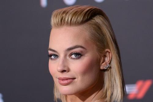 Margot Robbie