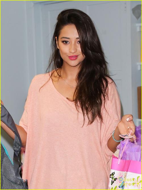 Shay Mitchell