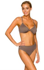 Elizabeth Turner in a bikini