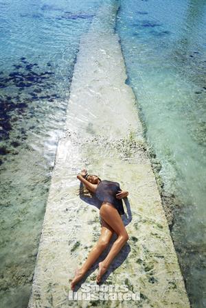 Chrissy Teigen - Sports Illustrated Swimsuit 2016