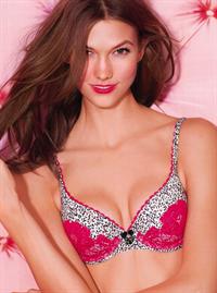 Karlie Kloss in lingerie