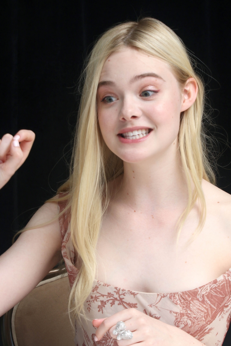 Elle Fanning Fake