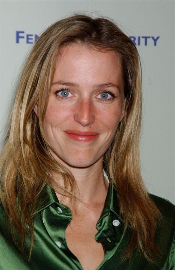 Gillian Anderson